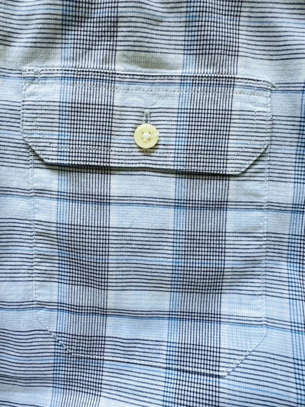 Banana Republic Shirt Size Med Short Sleeve Button Up Blue & White Plaid Retro